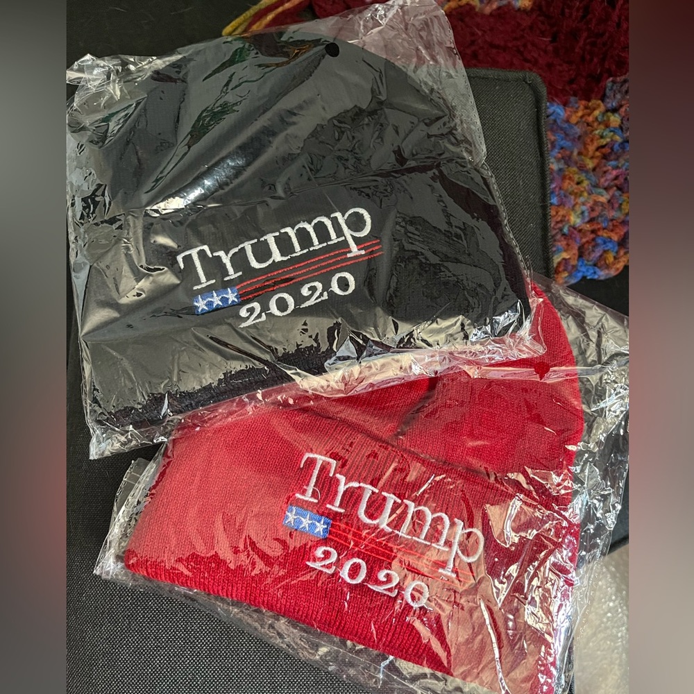 Donald Trump 2020 Maga Freedom beanies x2 one black one red New